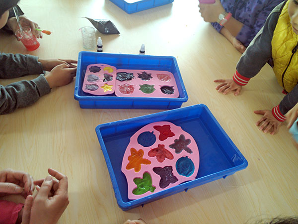 九十七中学手工香皂工作坊