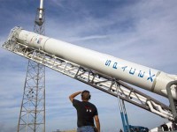 SpaceX研发大型载重火箭或于明年四月首飞
