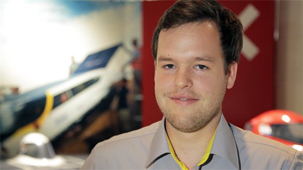 Stella-solar-powered-car-by-Solar-Team-Eindhoven_Shejipi-06